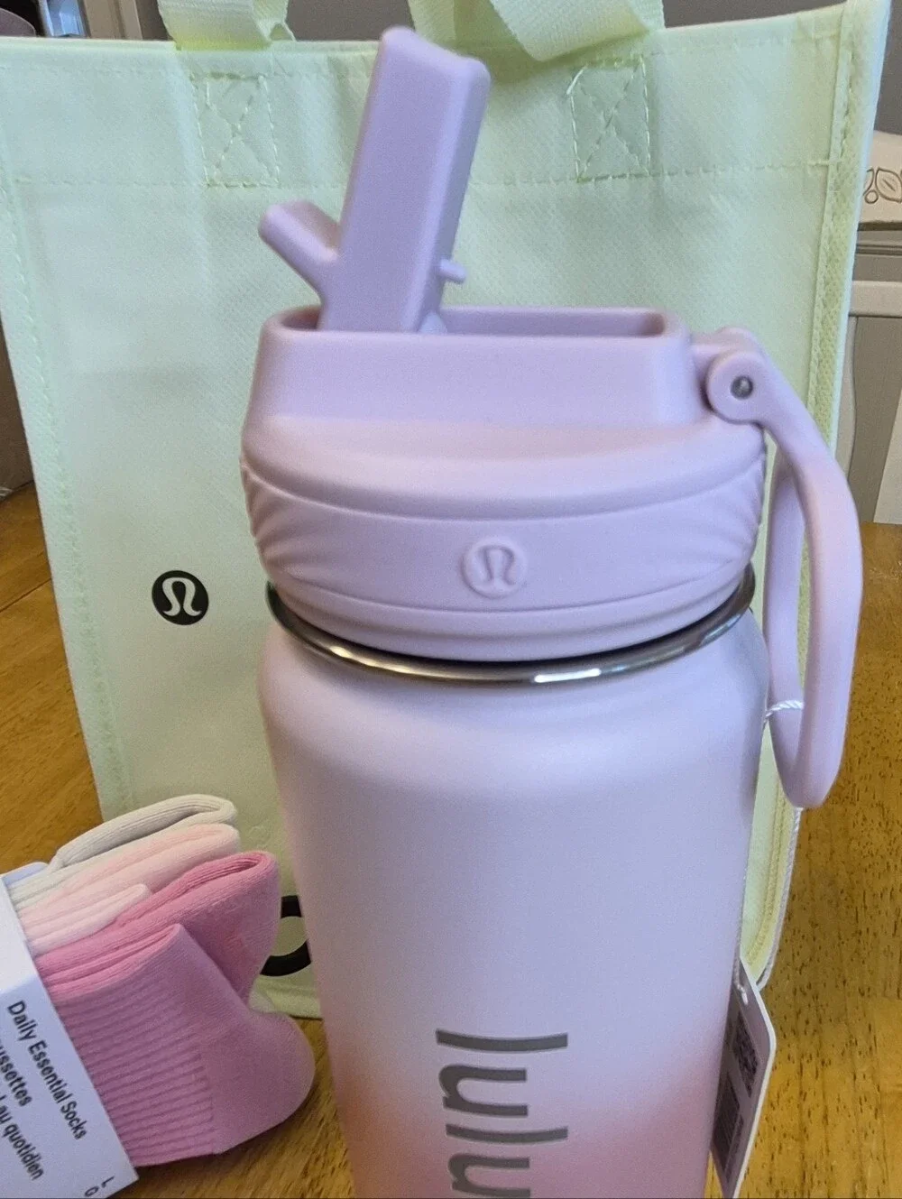 Lululemon Pink SET 24oz Water Bottle 3pk Socks & Reusable Shopping Bag Gift
